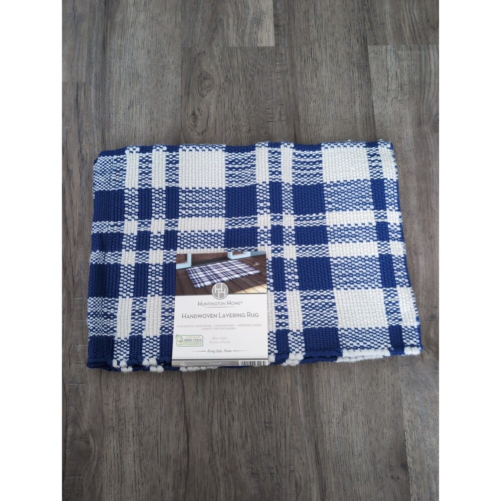 Huntington Home Handwoven Layering Rug Carpet Home 24x36 Blue White New